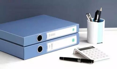 整潔辦公桌的藝術(shù) 高效配置辦公設(shè)備與消耗品